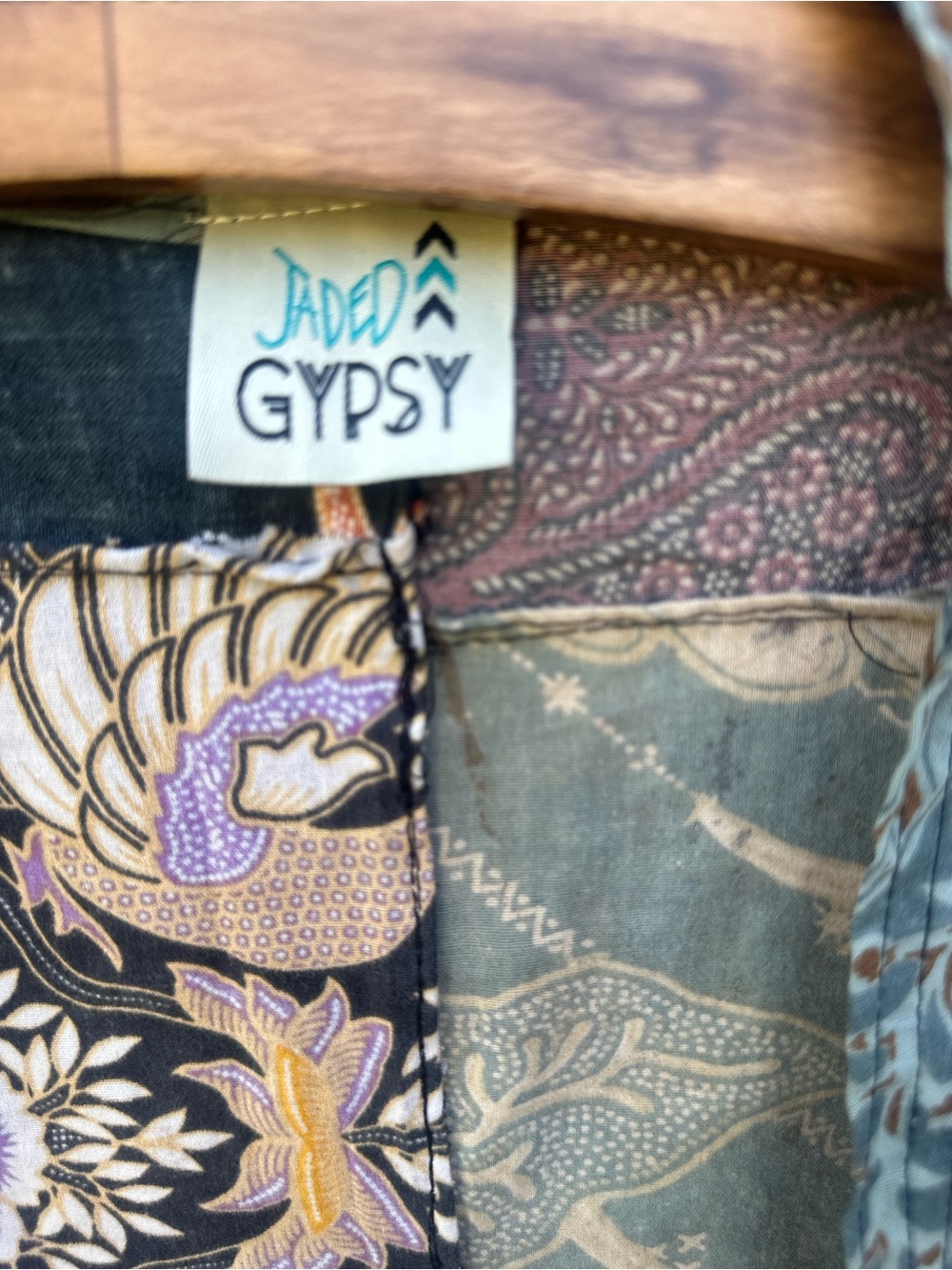 Jaded Gypsy Kimono with self tie. OS. Has pockets! - Picture 4 of 5